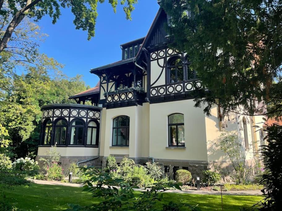Verwunsches Haus Mit Parkplatz In Bester Lage Markkleeberg Esterno foto