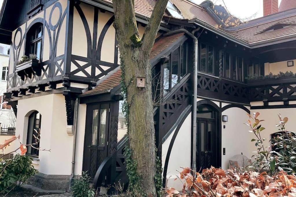 Verwunsches Haus Mit Parkplatz In Bester Lage Markkleeberg Esterno foto